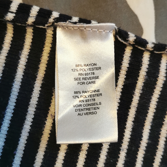 2/$30 Tahari top - Picture 5 of 5